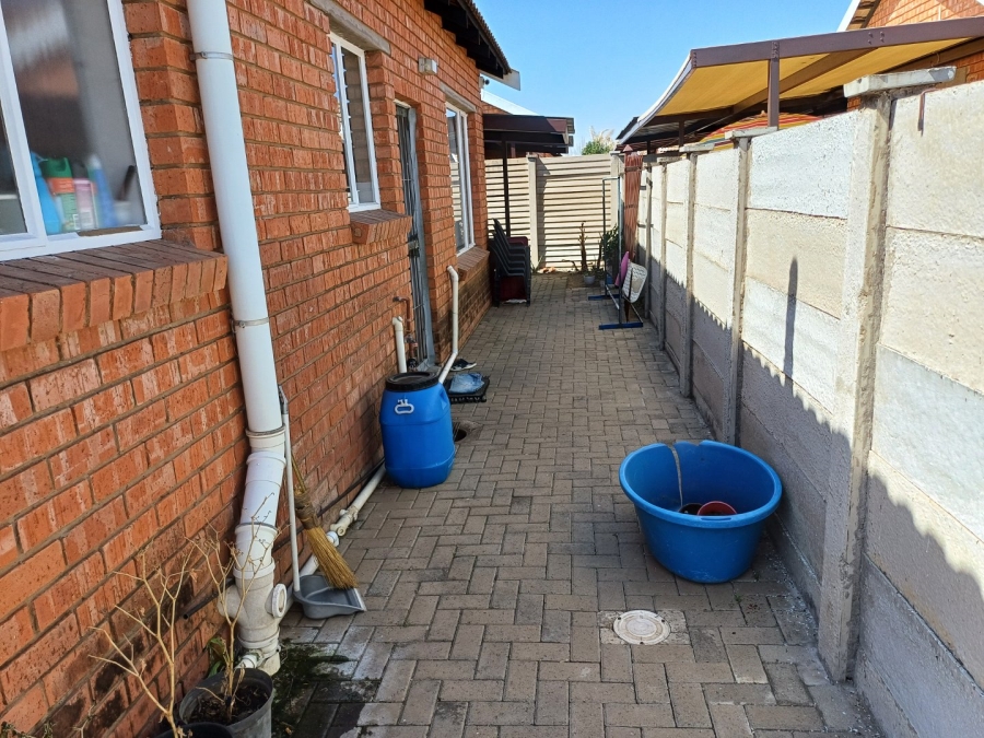 2 Bedroom Property for Sale in Noordhoek Free State